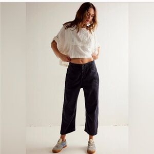Women's Black Cropped Pants